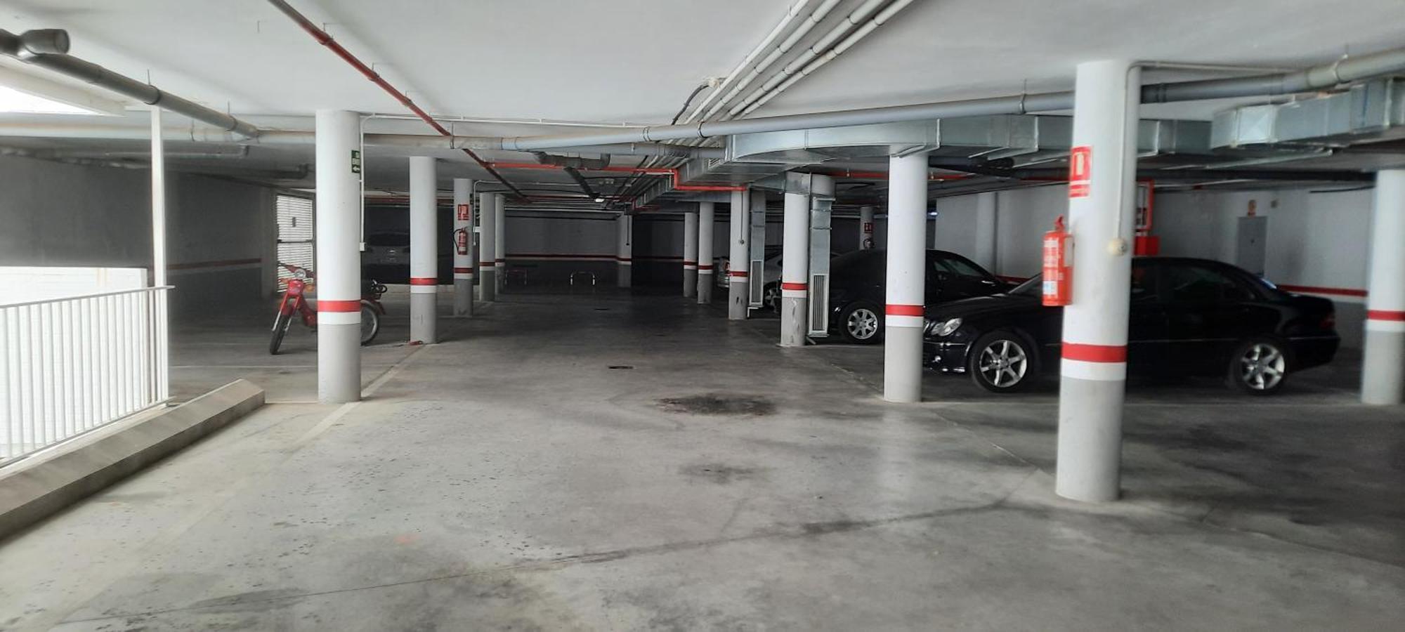 Happy Loix Wifi Aa Garage Piscina ベニドルム エクステリア 写真